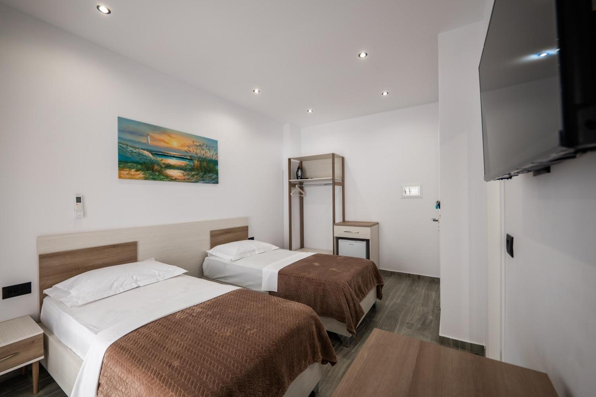 Eden Suites&Apartments Sarandë Buitenkant foto